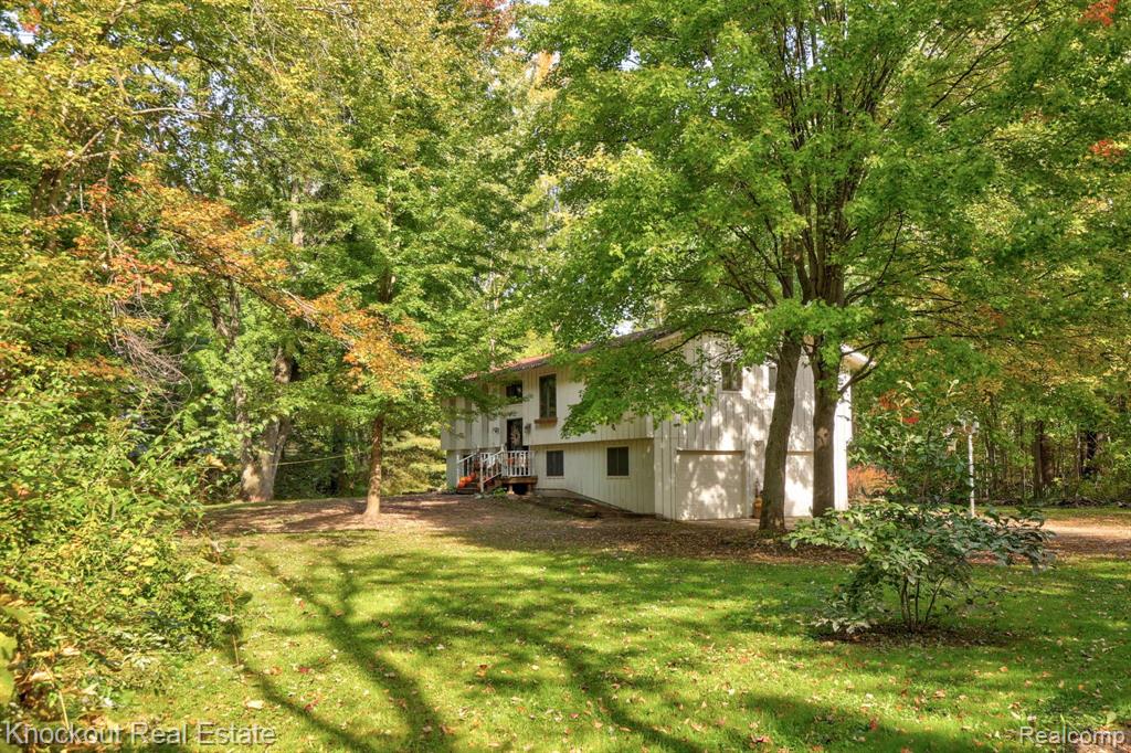 7553 BRAY Road, Vassar, MI 48768 — front exterior