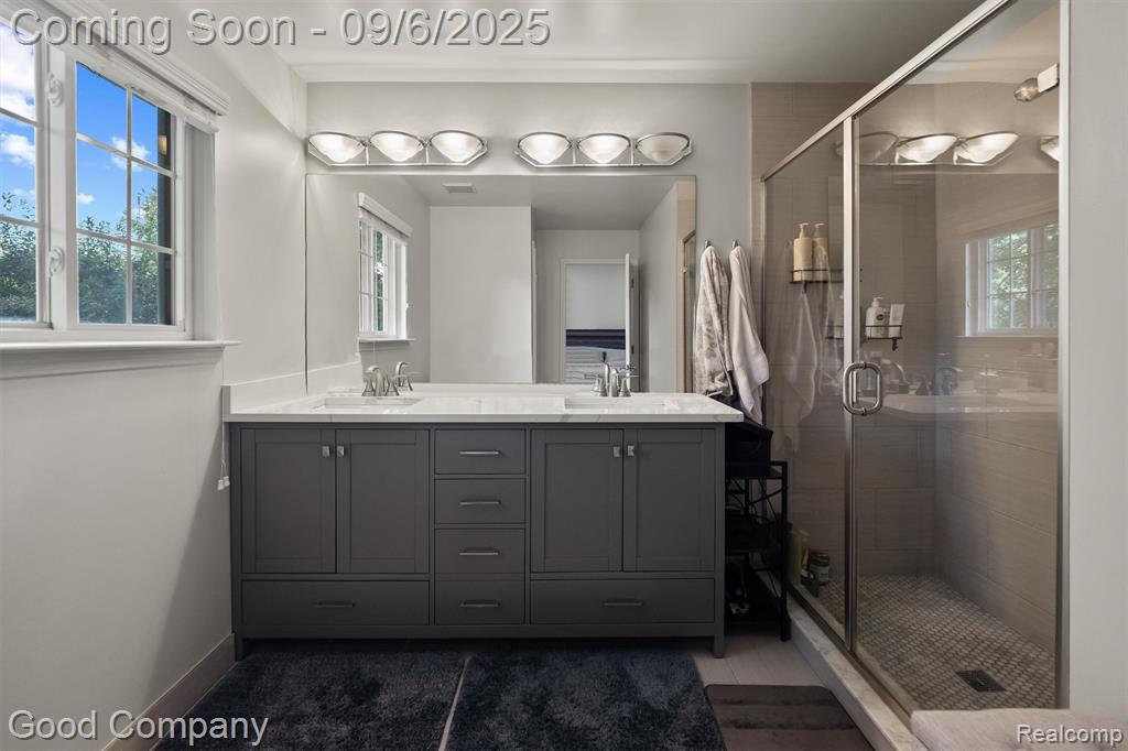 308 James Circle, Royal Oak, MI 48067 — Photo 24