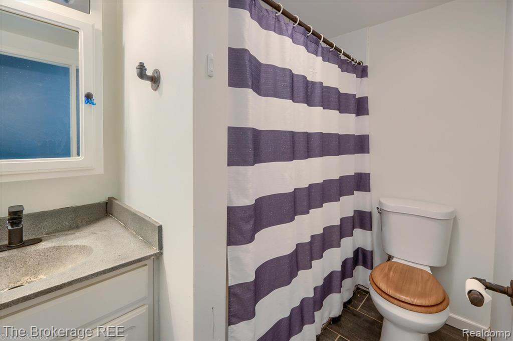 293 Hickory Place Drive, Columbiaville, MI 48421 — Photo 47