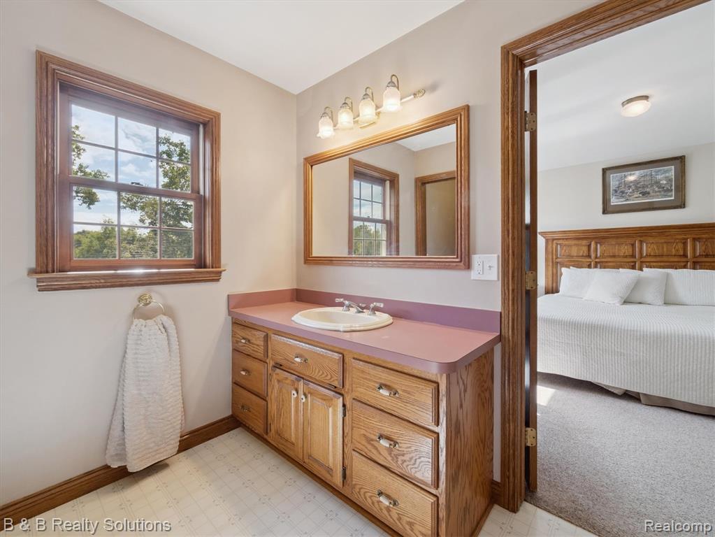 8560 Hough Road, Almont, MI 48003 — Photo 25