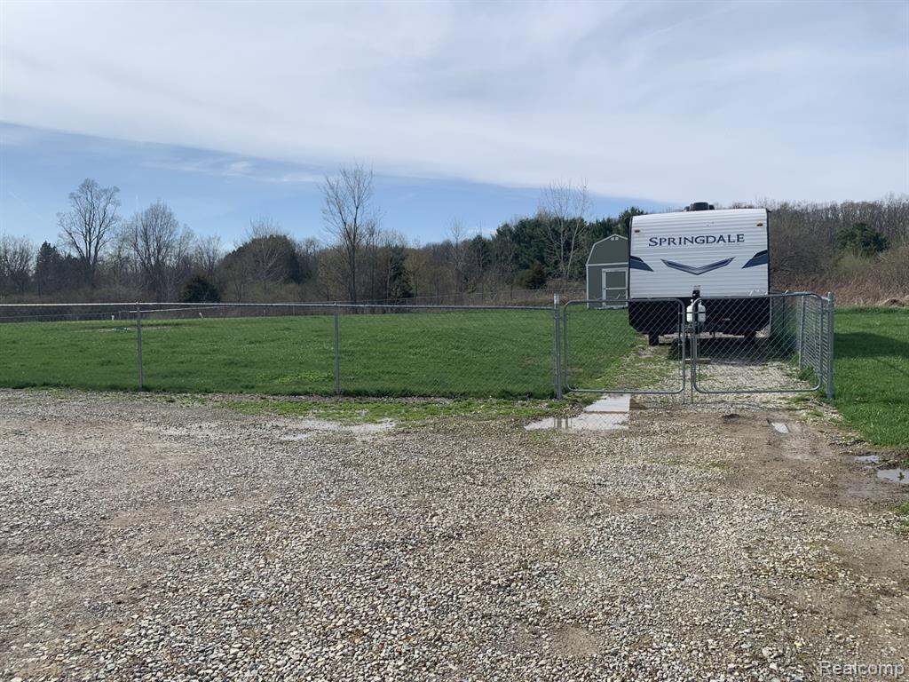 3056 W Cook Road, Grand Blanc, MI 48439 — Photo 15