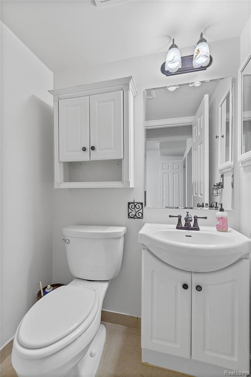 45311 Kensington St., Utica, MI 48317 — Photo 11