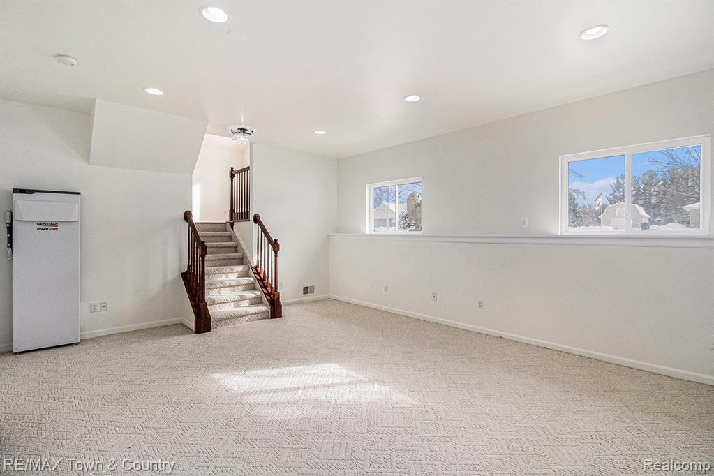 6479 E PIERSON Road, Flint, MI 48506 — Photo 17