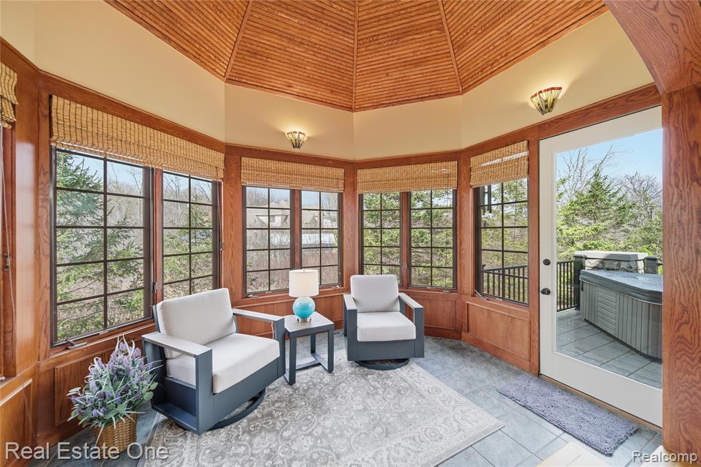 4529 Shoreview Lane, Whitmore Lake, MI 48189 — Photo 16