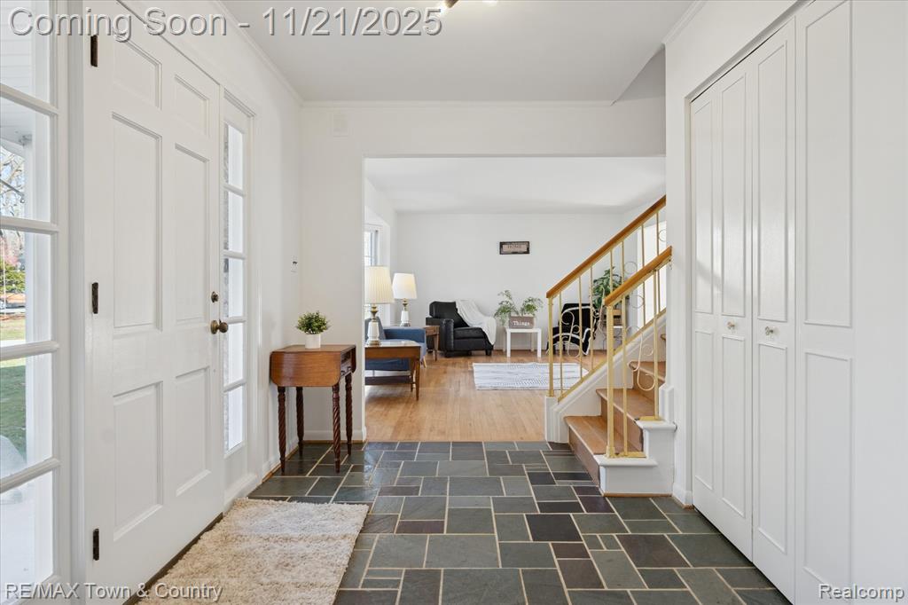 5593 Woodwind Drive, Bloomfield Hills, MI 48301 — Photo 4