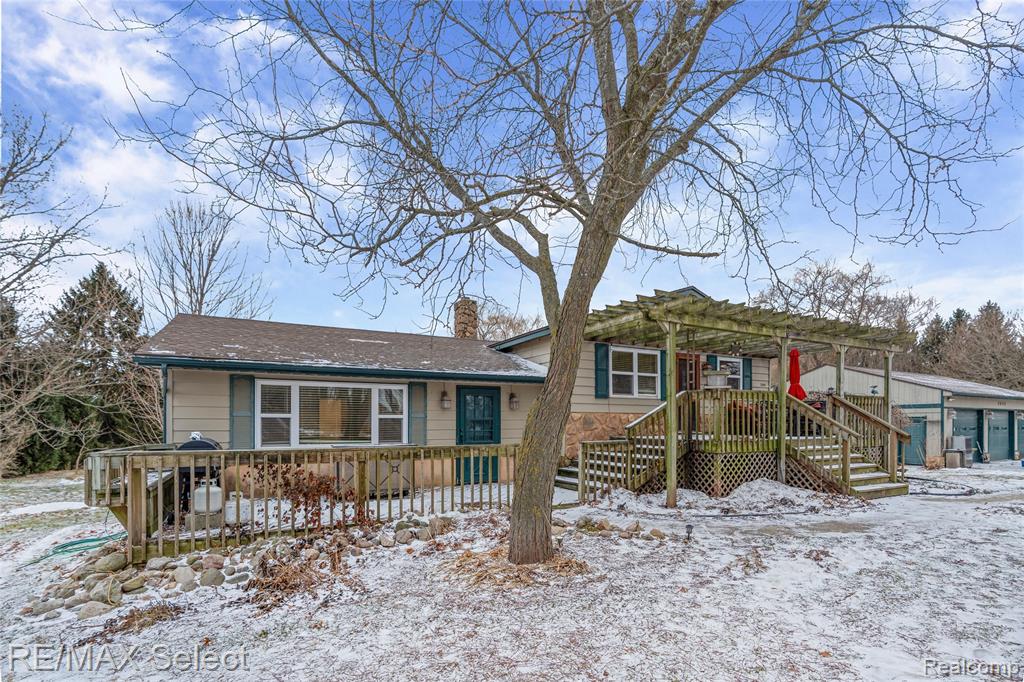 2690 Winegar Road, Bancroft, MI 48414 — Photo 2