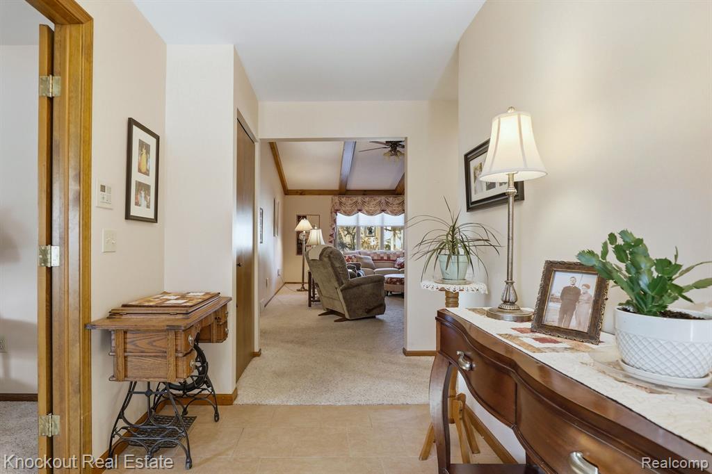 686 Willow Lane, Frankenmuth, MI 48734 — Photo 10