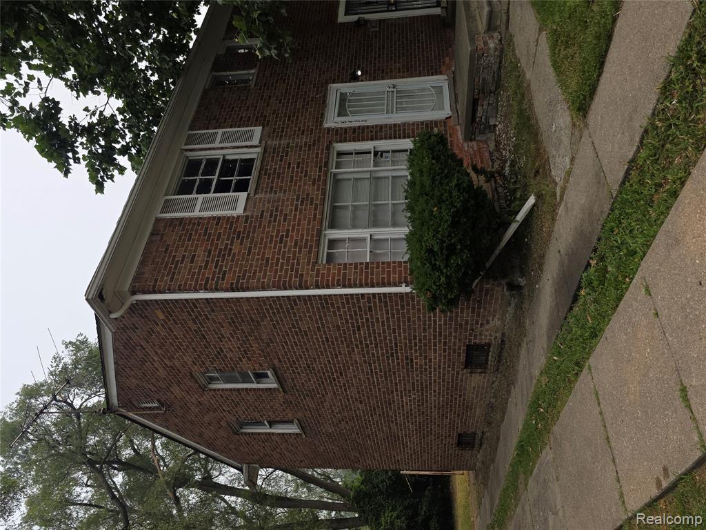 18432 Greenfield Road - Photo 4