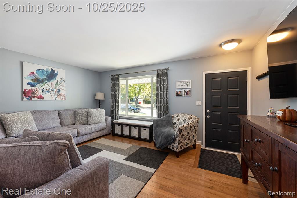 42002 Coulon Drive, Clinton Twp, MI 48038 — Photo 3