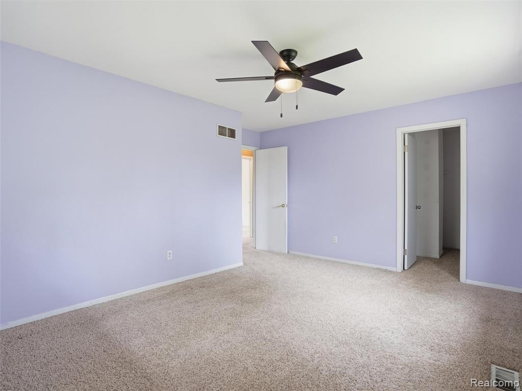 2439 N Long Lake Road, Fenton, MI 48430 — Photo 12