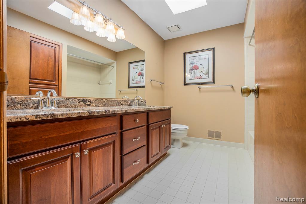8477 Ranch Estates Road, Clarkston, MI 48348 — Photo 22