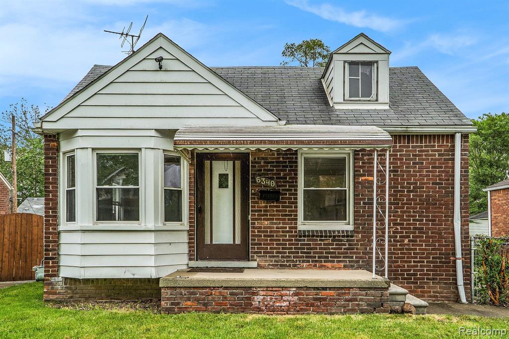 6340 WOODMONT Avenue, Detroit, MI 48228 — front exterior