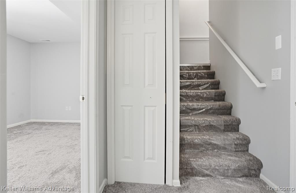 513 Cherry Orchard Road, Canton, MI 48188 — Photo 32