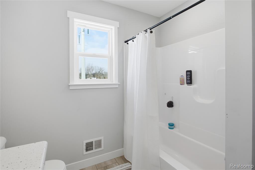 6275 Summerbrooke Circle, Fowlerville, MI 48836 — Photo 22