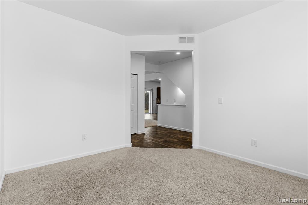 3069 Oxford Lane, Flushing, MI 48433 — Photo 20