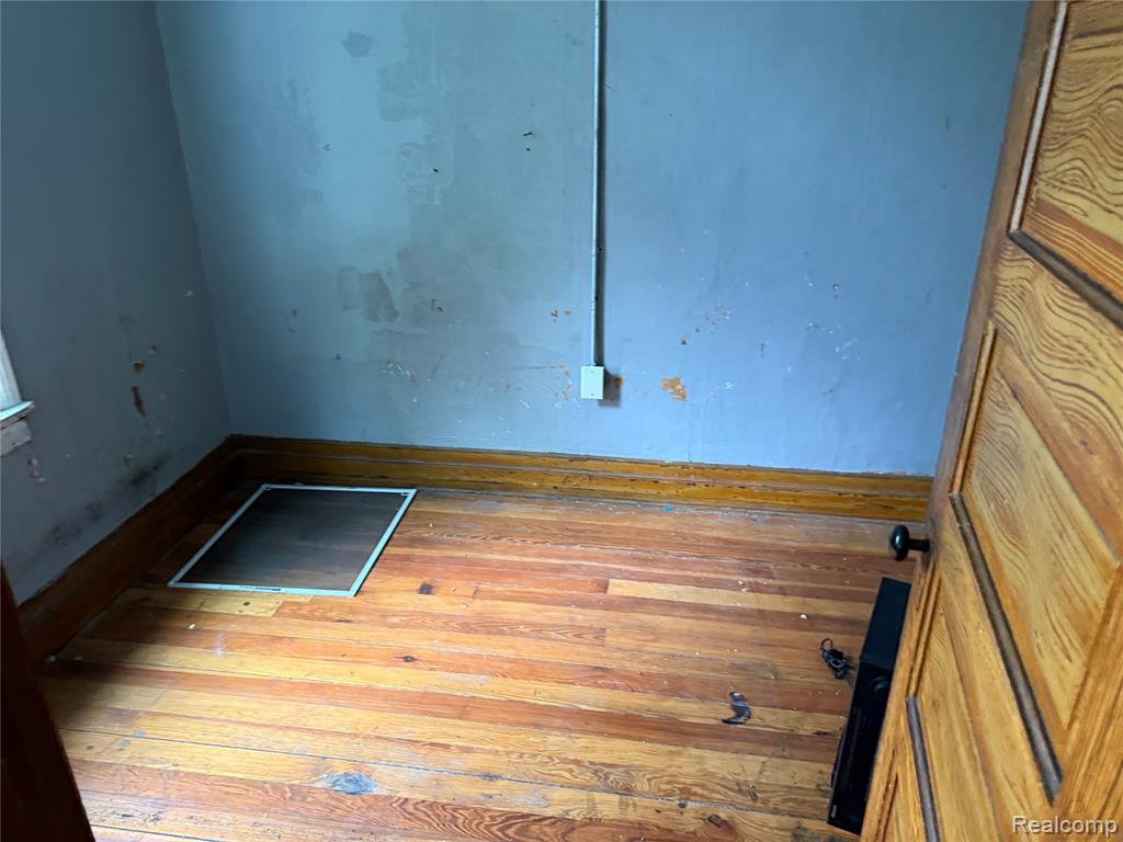 5945 Lucky Place, Detroit, MI 48211 — Photo 10