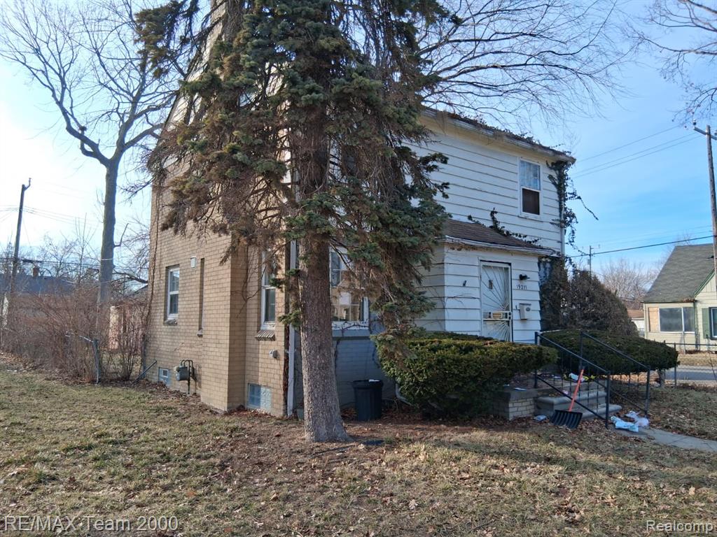 19211 Pierson Street, Detroit, MI 48219 — Photo 26