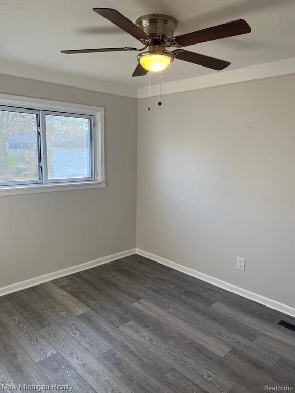 4413 CULVER Street, Dearborn Heights, MI 48125 — Photo 13