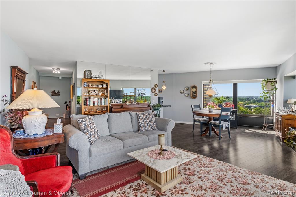 5000 Town Center, 1606, Southfield, MI 48075 — Photo 10