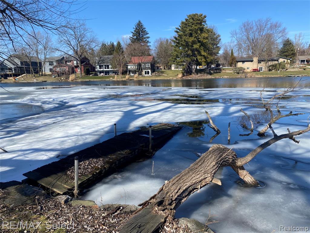 524 W Huron Street, Milford, MI 48381 — Photo 6