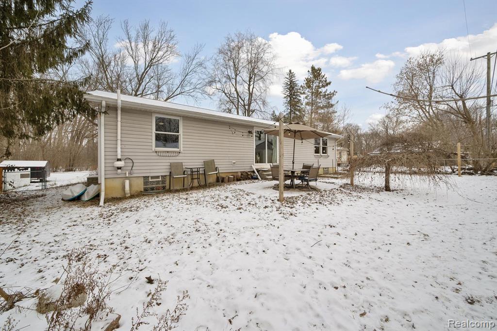 248 Beachway Street, Whitmore Lake, MI 48189 — Photo 34