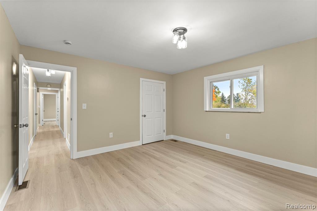 633 S Pontiac Trail, Walled Lake, MI 48390 — Photo 20
