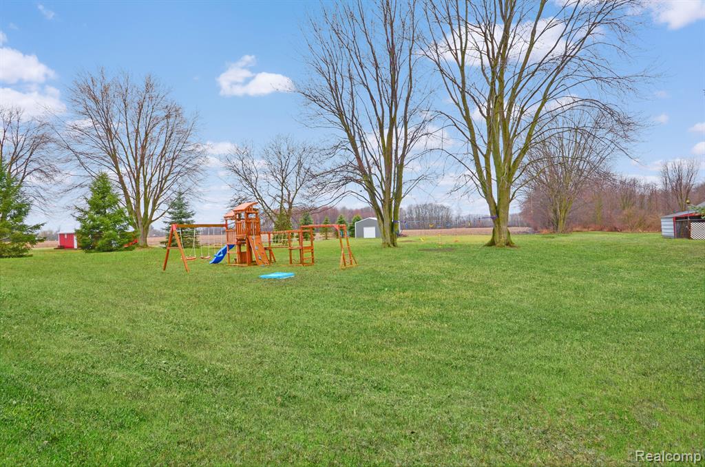 67667 Place Road, Lenox, MI 48050 — Photo 32