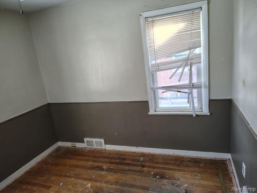 20450 GALLAGHER Street, Detroit, MI 48234 — Photo 13