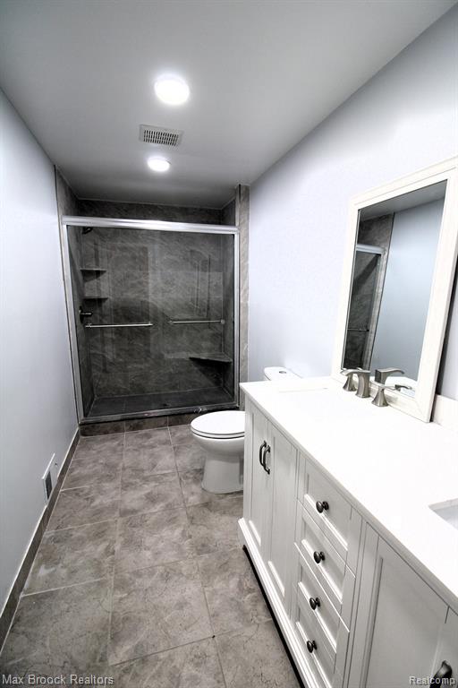 6895 INDIAN CREEK Drive, West Bloomfield, MI — Photo 15