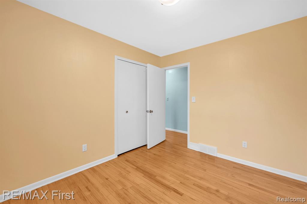 4191 ANGELINE Drive, Sterling Heights, MI 48310 — Photo 19