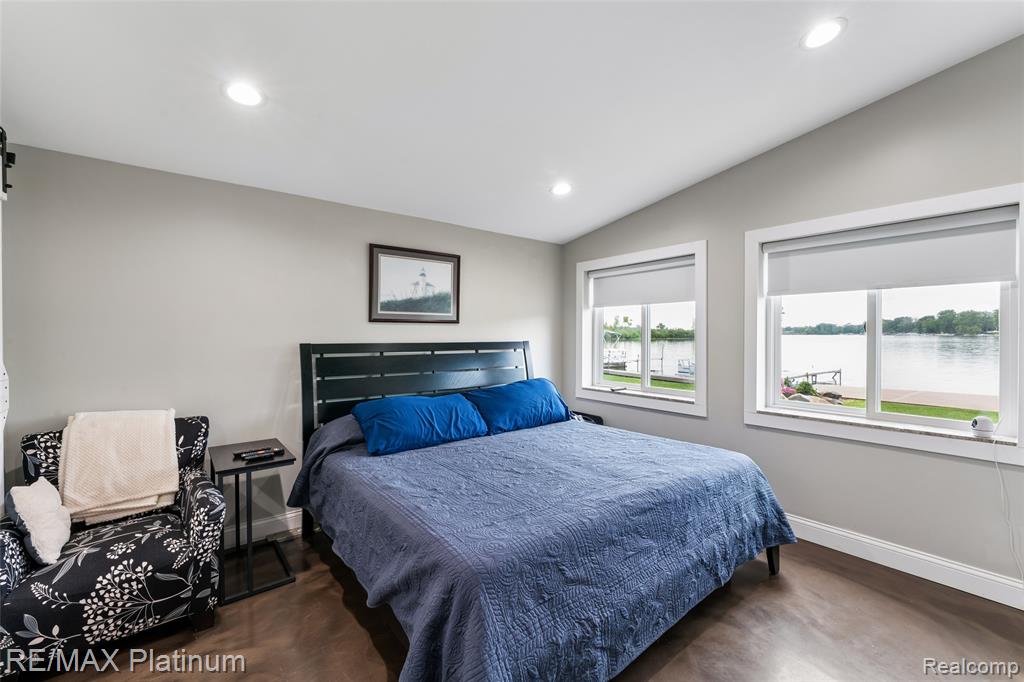 3154 PONEMAH Drive, Fenton, MI 48430 — Photo 21