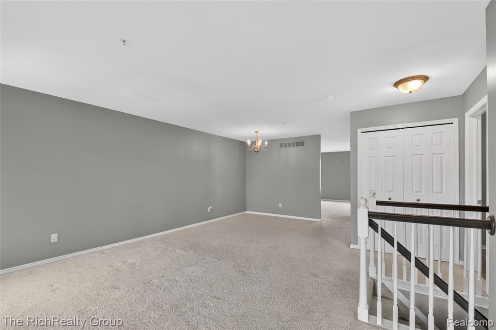 3922 Forester Boulevard, Auburn Hills, MI 48326 — Photo 4