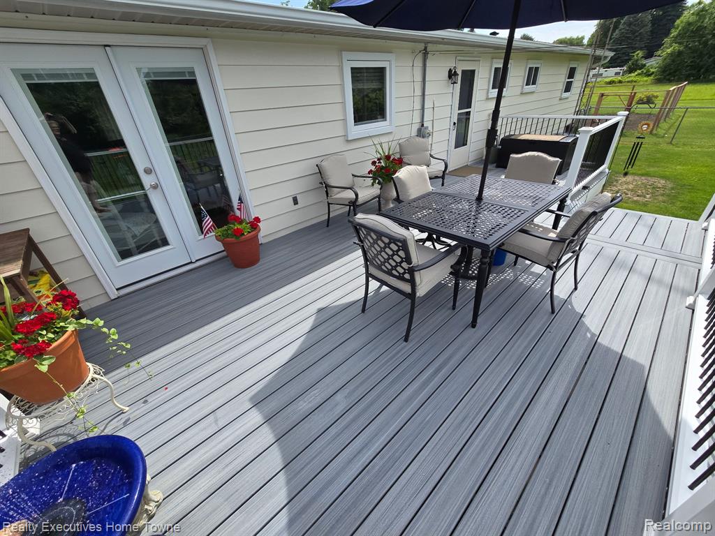 5938 Avalon Circle, Lexington, MI 48450 — Photo 18