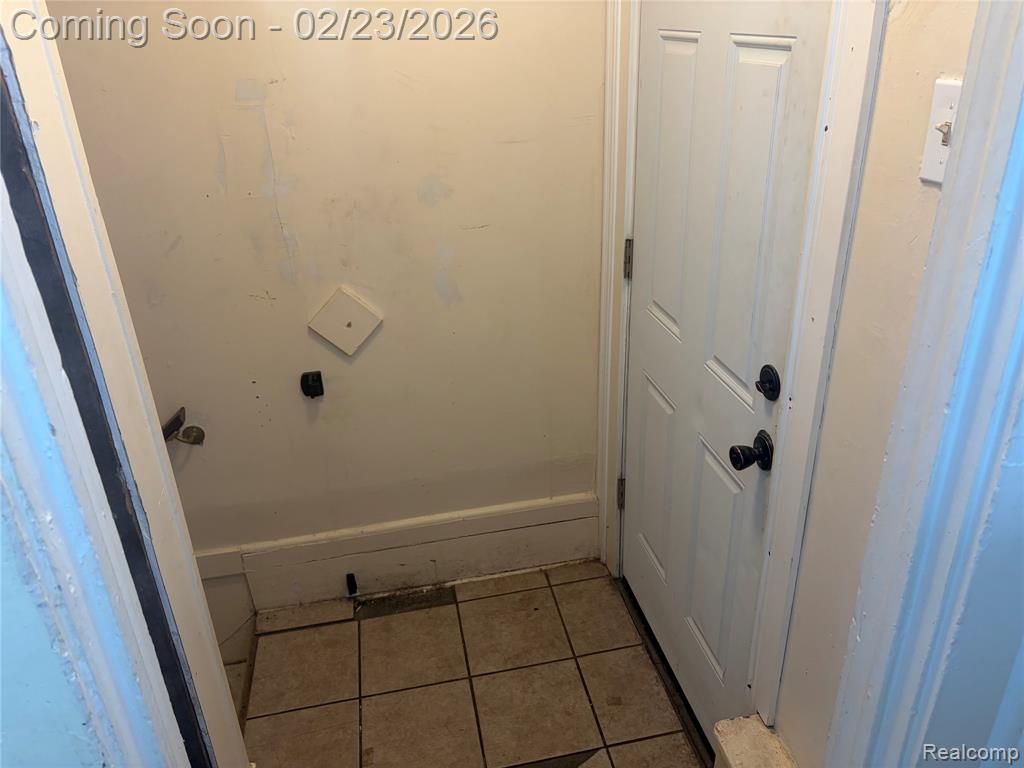 95 W Beverly Avenue, Pontiac, MI 48340 — Photo 12