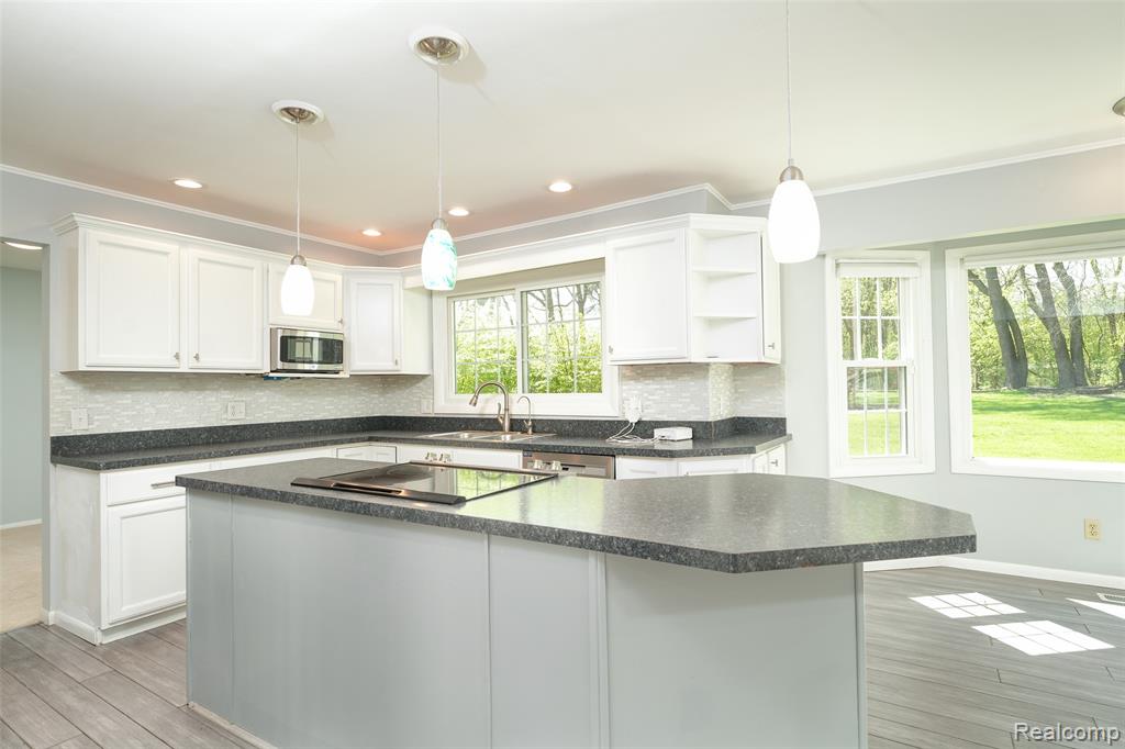 5390 Squires Manor Road, Jackson, MI 49201 — Photo 15