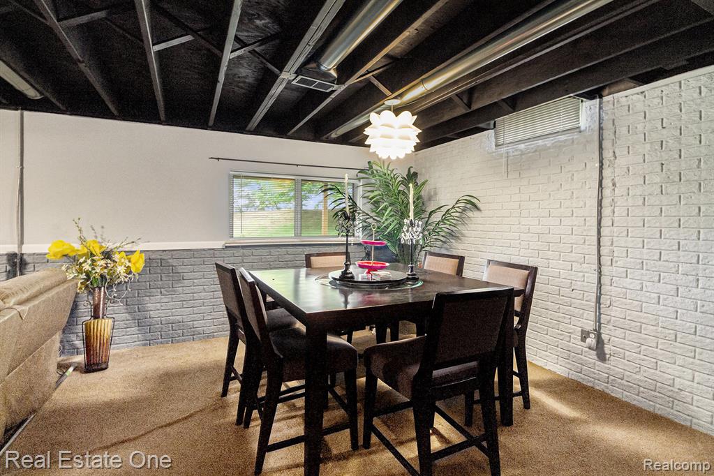 1130 Andover Circle, Commerce Twp, MI 48390 — Photo 16