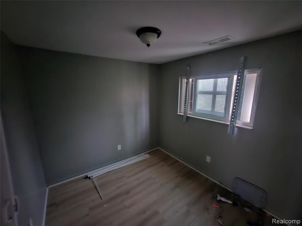 7425 Stahelin Avenue, Detroit, MI 48228 — Photo 22