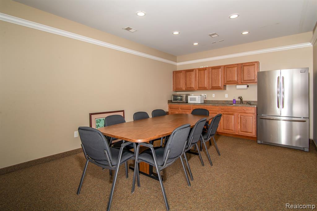 8175 BIG LAKE Road, Clarkston, MI — Photo 19