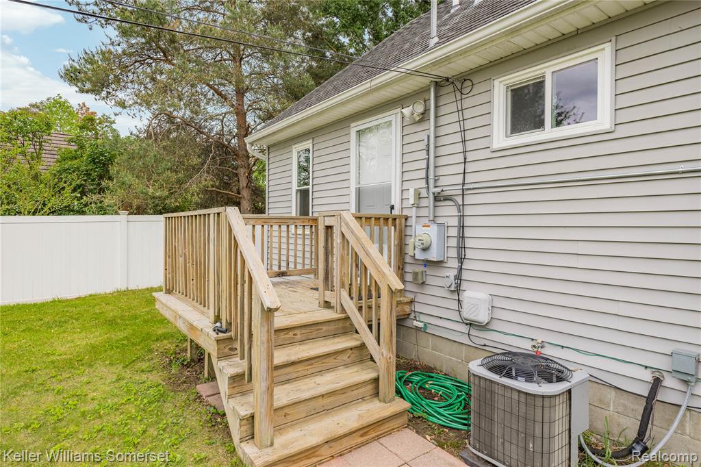 90 Tacoma Drive, Troy, MI 48084 — Photo 30