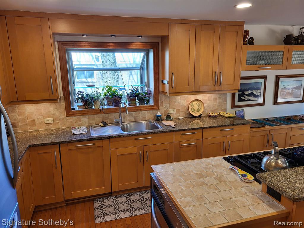 6358 TIMBERWOOD S, West Bloomfield, MI — Photo 33