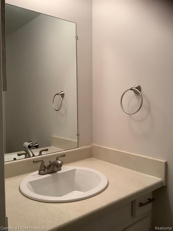 37691 COLONIAL Drive, Westland, MI — Photo 15