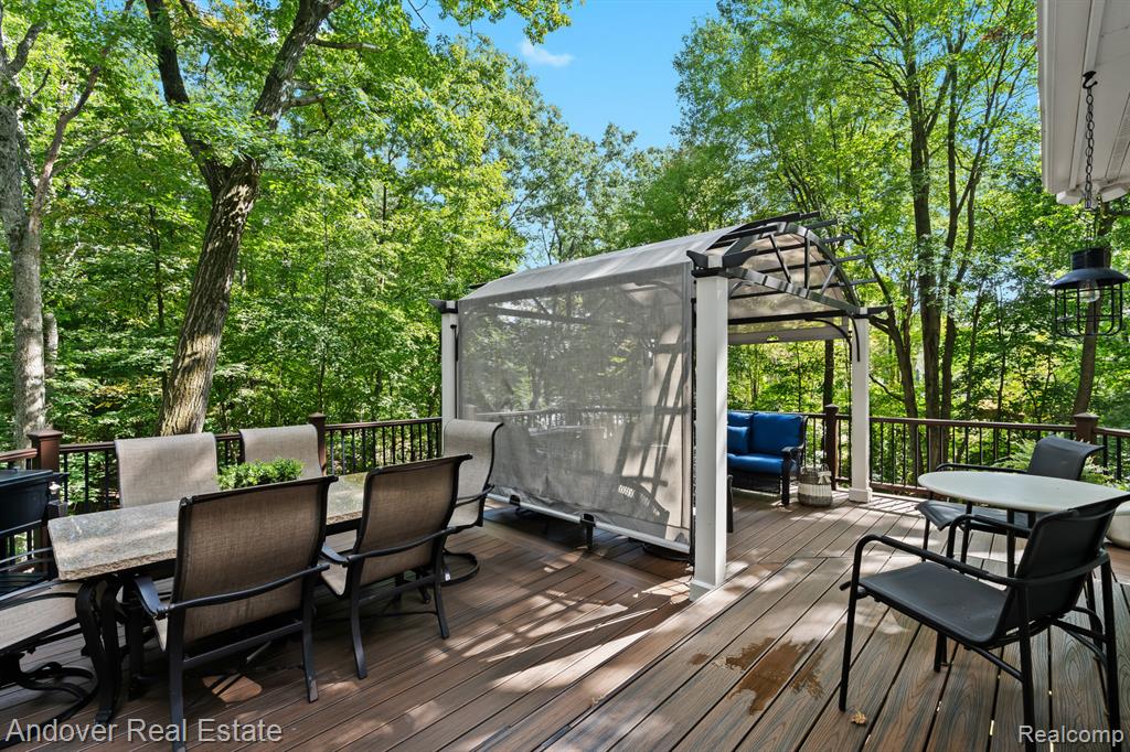 9128 Kelly Lake Drive, Clarkston, MI 48348 — Photo 21