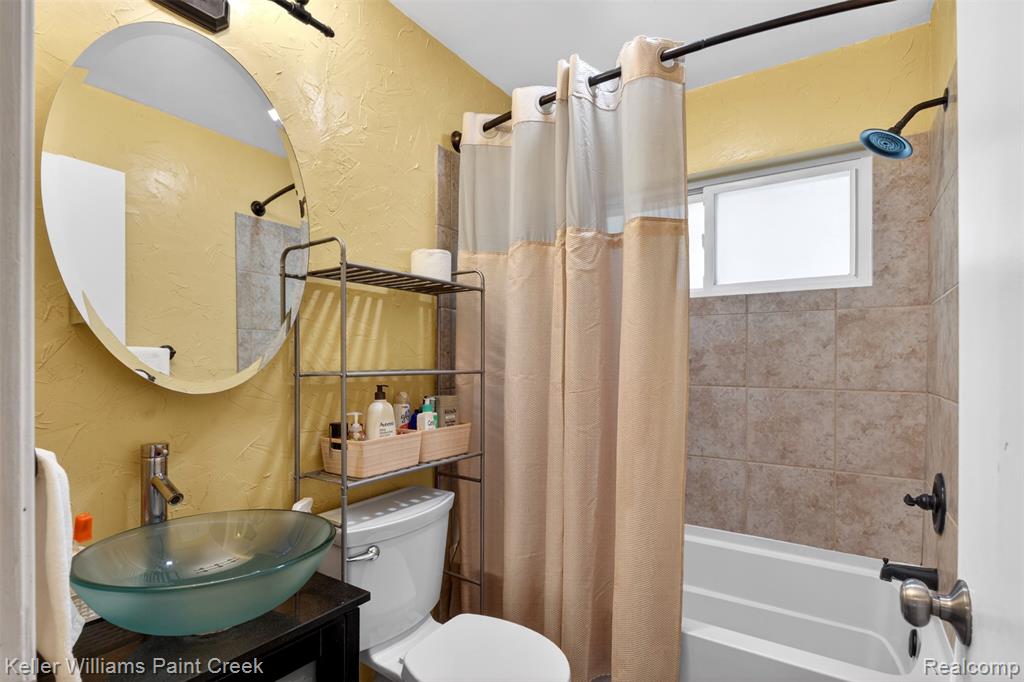 700 Coolidge Drive, Midland, MI 48642 — Photo 14