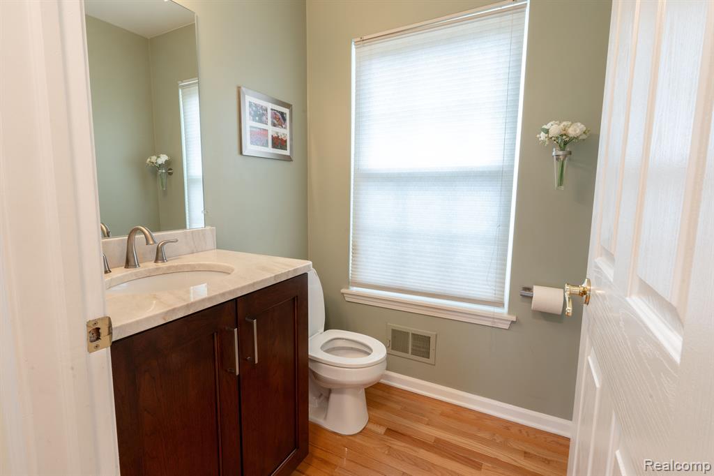 4839 SYCAMORE Drive, Ypsilanti, MI 48197 — Photo 18
