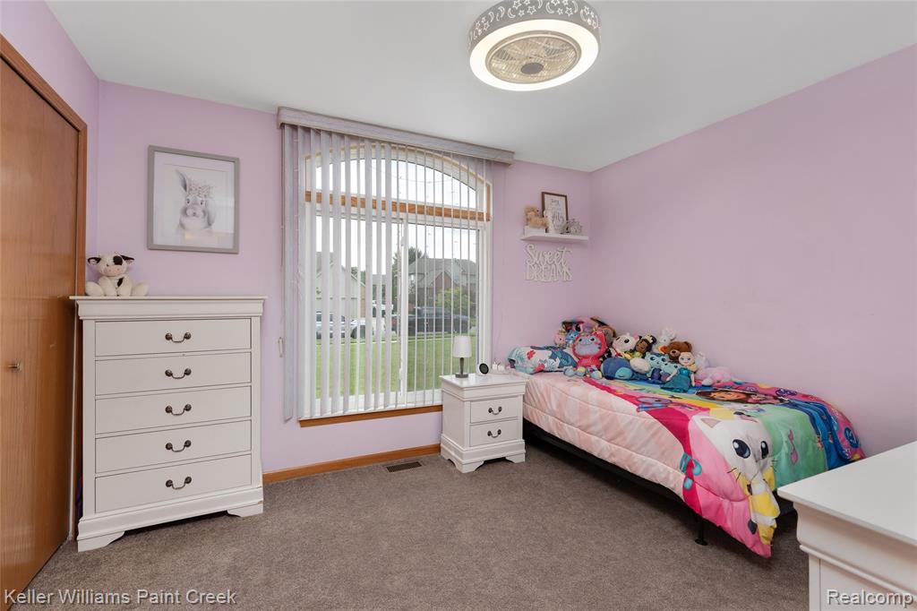 54690 Shady Creek Drive, New Baltimore, MI 48047 — Photo 6
