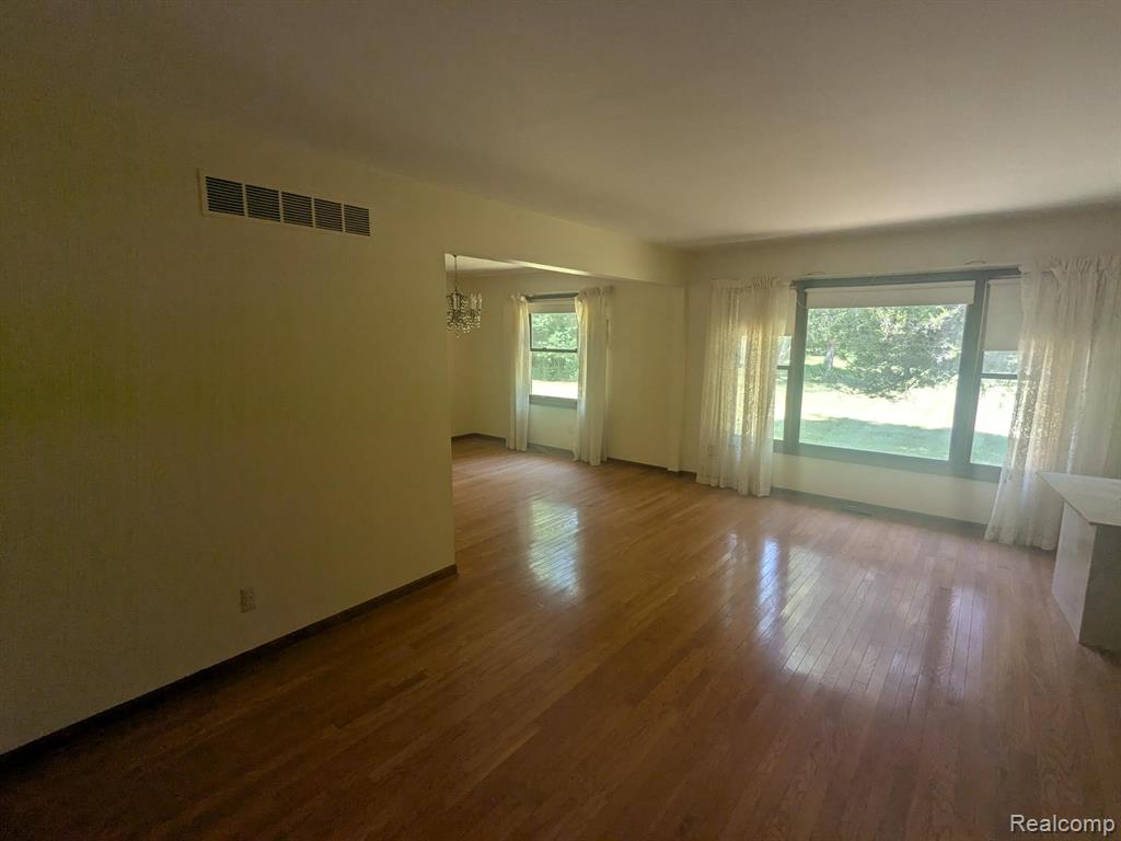 3211 McCluskey, Pinckney, MI 48169 — Photo 4