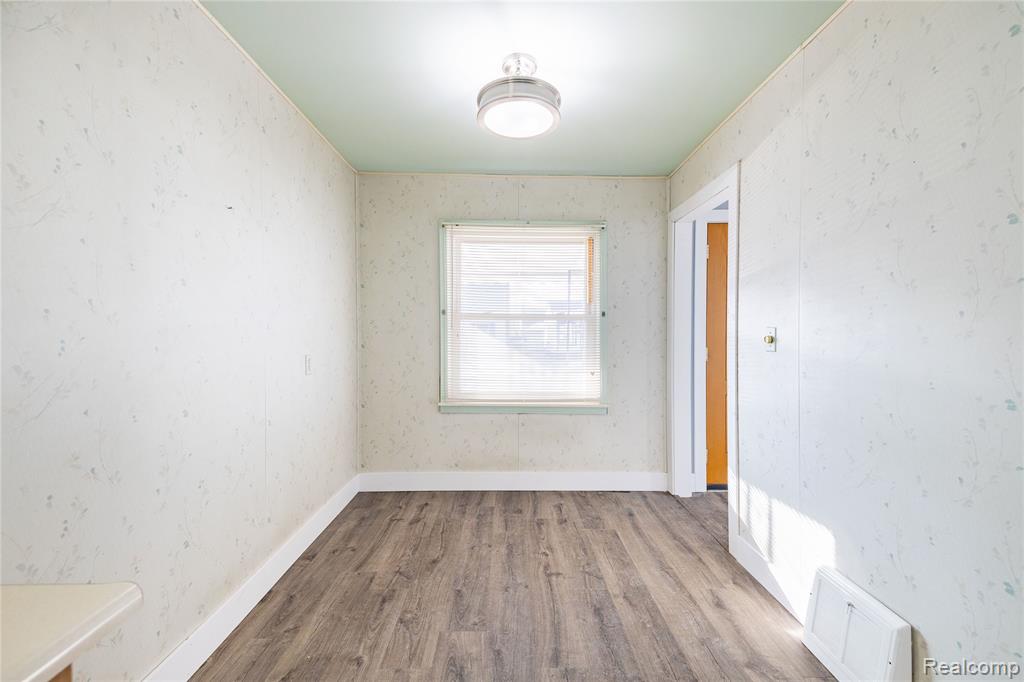 472 Mayflower Avenue, Lincoln Park, MI 48146 — Photo 12
