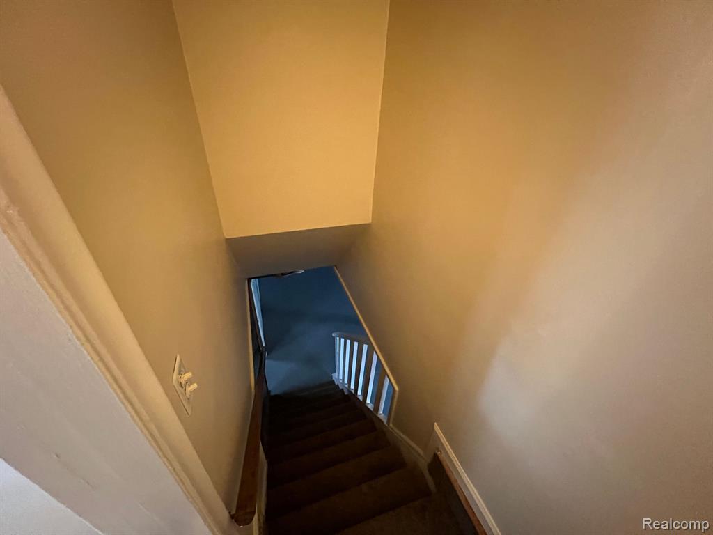 6929 WHITBY Street, Garden City, MI — Photo 11