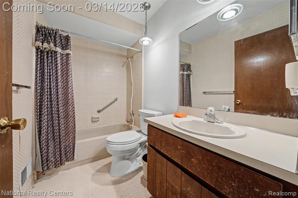 90 Willow Way, Waterford, MI 48328 — Photo 12