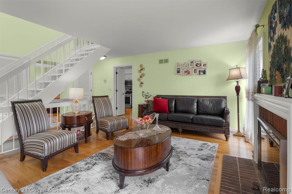 18 Blair Lane, Unit 26, Dearborn, MI 48120 — Photo 7